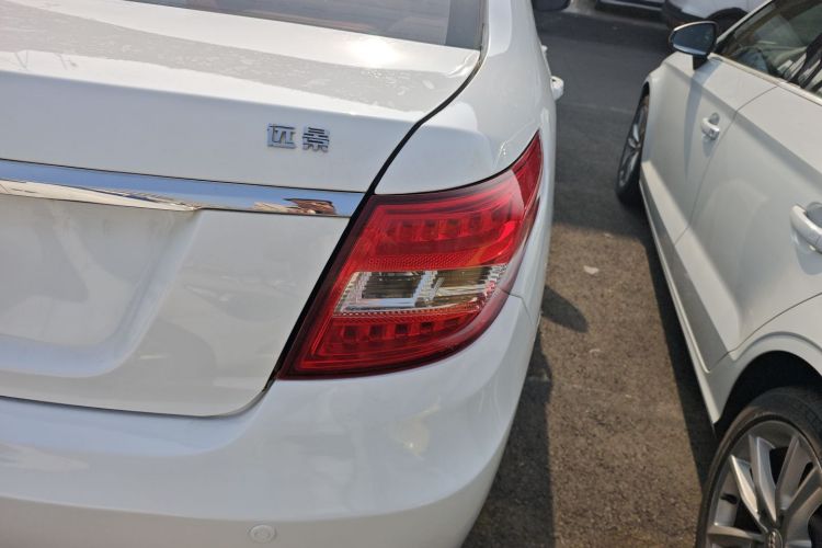 吉利汽车 远景 2017款 1.5L 手动幸福版车身外观9