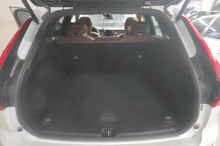 沃尔沃XC60 2024款 B5 四驱智逸豪华版局部细节23