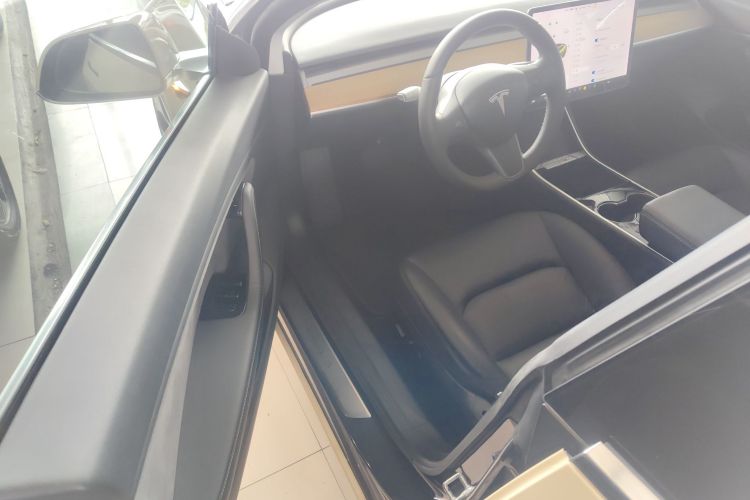 特斯拉 Model 3 2019款 标准续航后驱升级版中控内饰7003