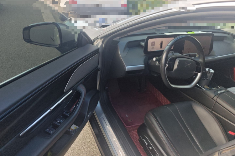 小鹏P7 2022款 480E中控内饰7003