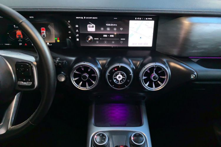 坦克300 2021款 越野版 2.0T 挑战者中控内饰16