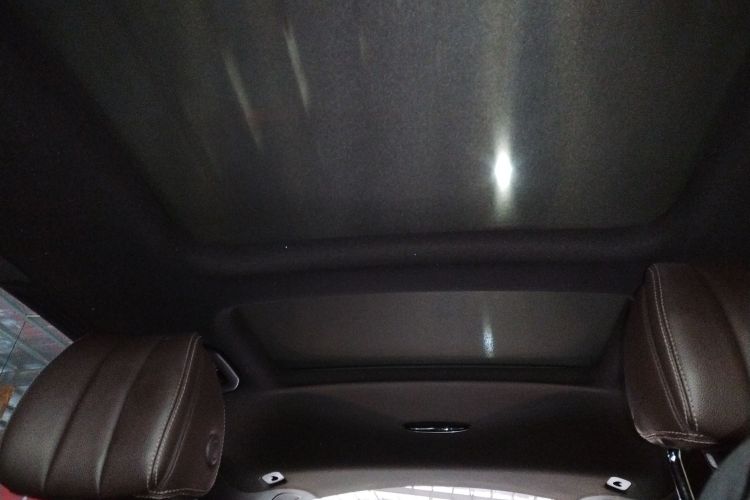 奔驰GLC 2017款 GLC 300 4MATIC 动感型中控内饰22