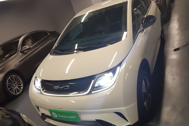 比亚迪 海豚 2023款 420km 自由版车身外观2