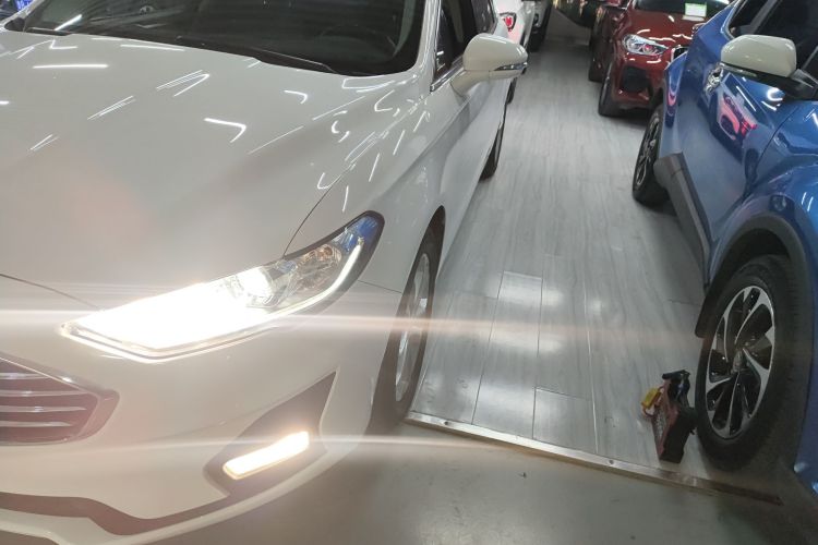 福特 蒙迪欧 2020款 EcoBoost 200 时尚型局部细节36