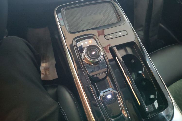 埃安 AION S Plus 2023款 70 智领版 磷酸铁锂局部细节18