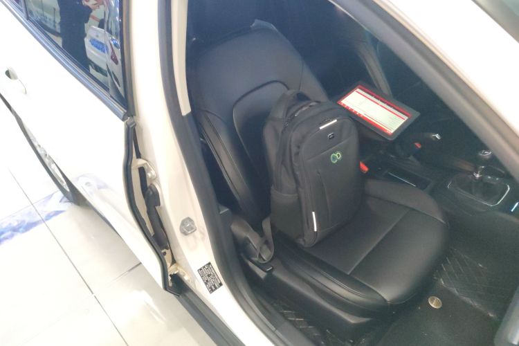 福特 福克斯 2019款 两厢 1.5L 手动锋跃型 国V局部细节41