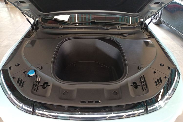 小鹏P7 2020款 670N局部细节24