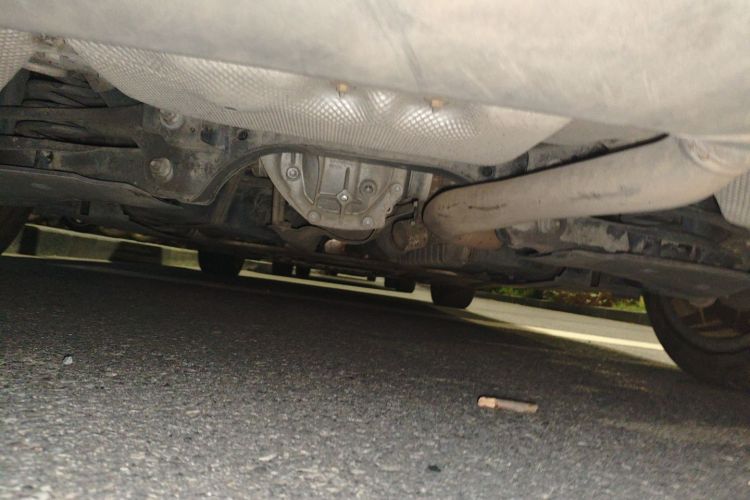 宝马3系 2020款 325Li 首发版局部细节9009