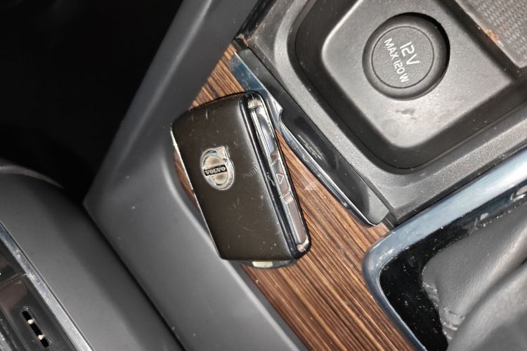 沃尔沃XC60 2021款 T5 四驱智远豪华版中控内饰7001