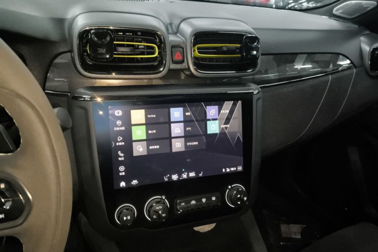 领克03 2021款 03+ 2.0TD 自动驭风版中控内饰16