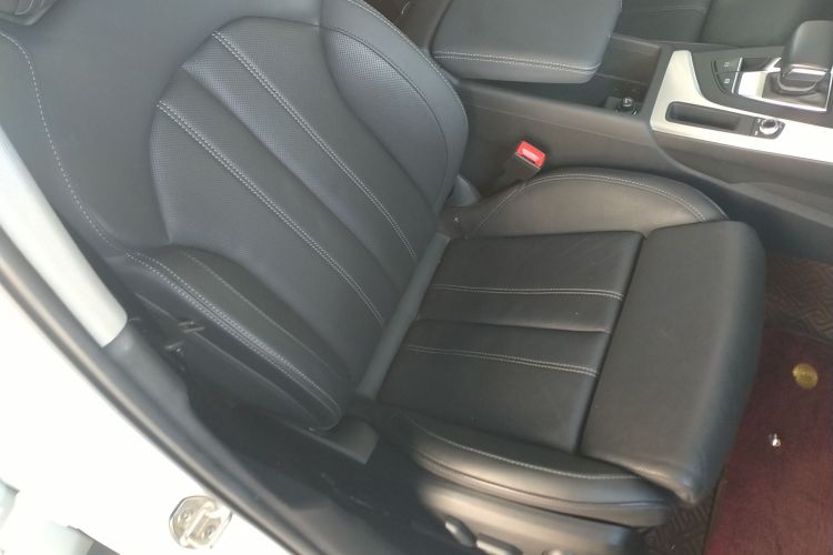 奥迪A4L 2020款 40 TFSI 豪华动感型局部细节41