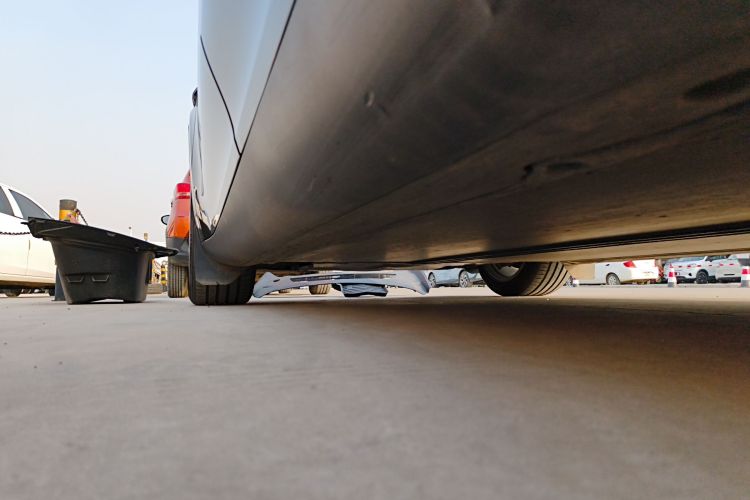 特斯拉 Model Y 2022款 后轮驱动版局部细节9002