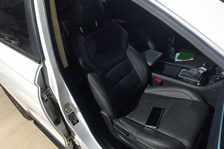 中国重汽VGV VGV U70 2020款 1.5T 自动智享豪华版 7座局部细节41