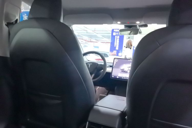特斯拉 Model 3 2022款 Performance高性能全轮驱动版中控内饰22