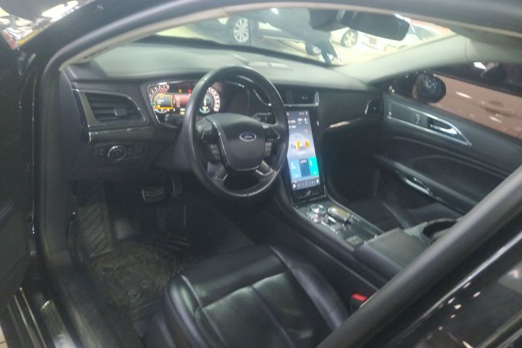 福特 金牛座 2019款 EcoBoost 245 尊享版中控内饰12