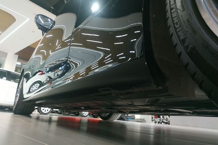 奔驰E级(进口) 2023款 E 300 轿跑车局部细节9002