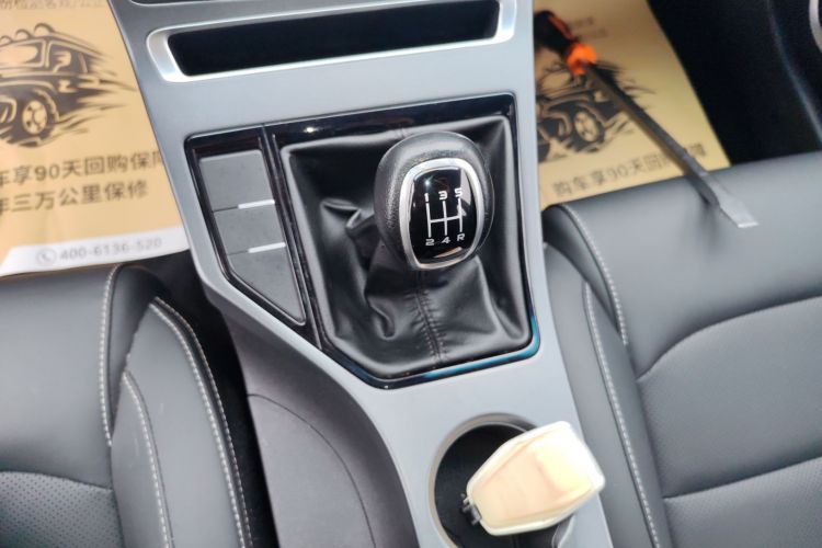 吉利汽车 帝豪 2019款  领军版 1.5L 手动豪华型 国VI中控内饰18