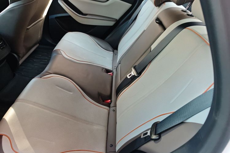 比亚迪 秦PLUS 2023款  冠军版 DM-i 120KM超越型中控内饰7004