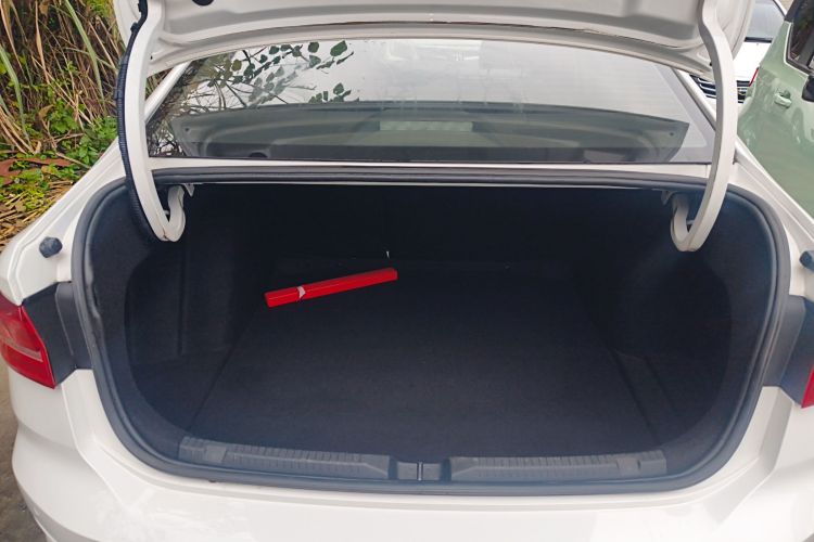 大众 朗逸 2019款 1.5L 自动视野版 国VI机舱底盘23