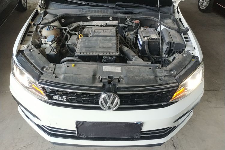 大众 速腾 2017款 1.6L 自动舒适型机舱底盘24