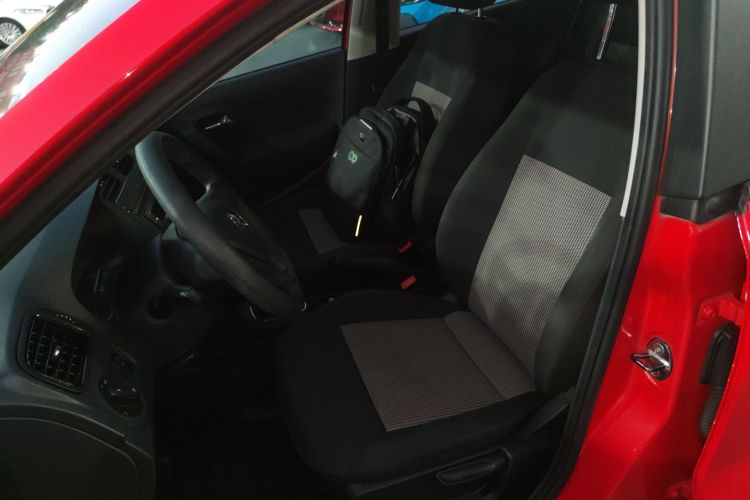 大众 Polo 2016款 1.4L 自动风尚型局部细节19