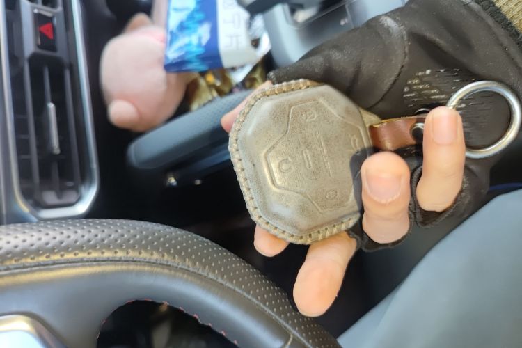 捷途旅行者 2023款 2.0T 四驱穿越PRO中控内饰11