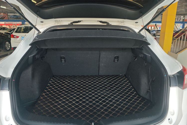 马自达CX-4 2016款 2.5L 自动四驱蓝天激情版局部细节23