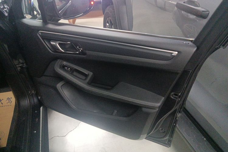 保时捷 2021款 Macan 2.0T中控内饰42