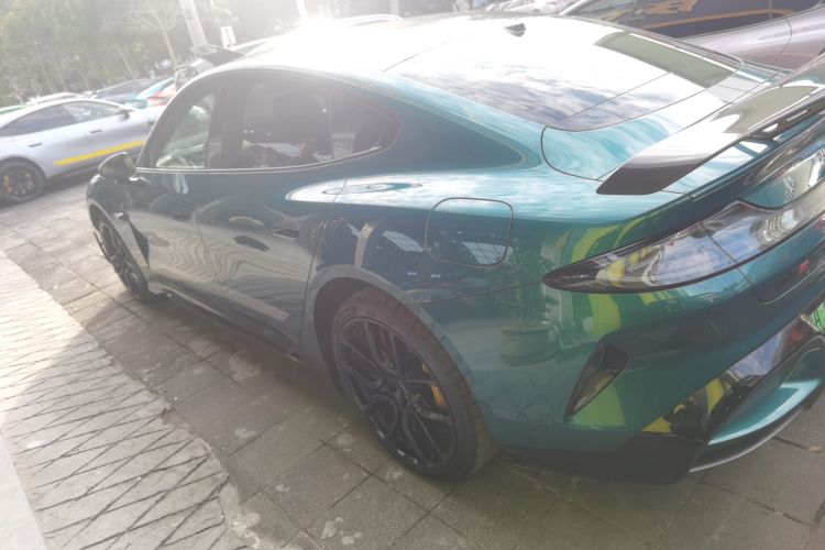 小米汽车 小米SU7 Ultra 2025款 Ultra车身外观4