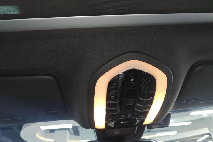 保时捷 2017款  Macan 2.0T中控内饰22