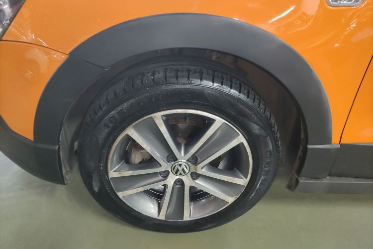 大众 2012款 1.6L Cross Polo AT车身外观6006