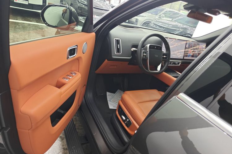 理想汽车 理想L8 2024款 Ultra中控内饰20