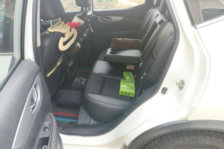 日产 逍客 2019款 2.0L CVT豪华版中控内饰21