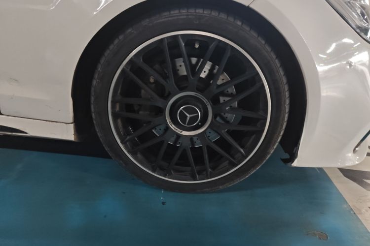 奔驰CLS 2015款 CLS 320车身外观10