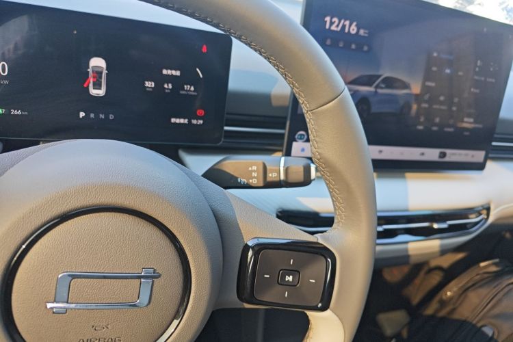 奔腾 悦意03 2025款 565km 悠享版局部细节18