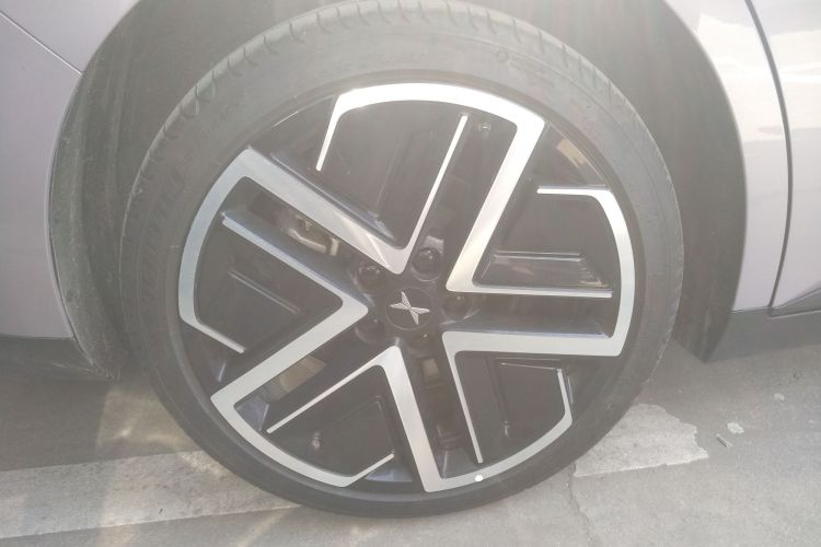 小鹏MONA M03 2025款 600 超长续航 Max车身外观6008