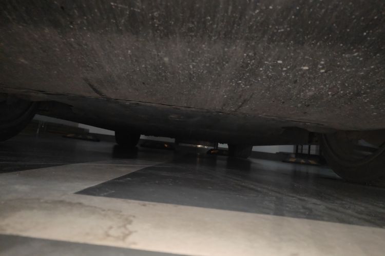 特斯拉 Model Y 2022款 改款 后轮驱动版局部细节9008