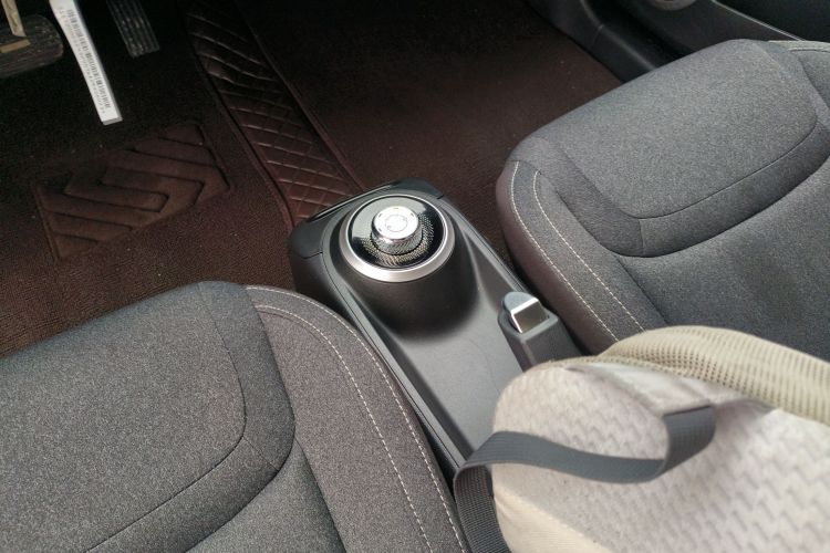 五菱汽车 五菱缤果 2024款 203km 轻享款局部细节18