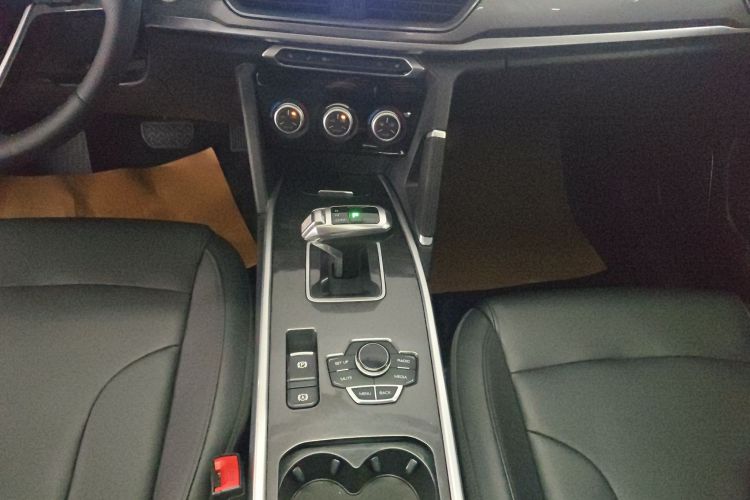 哈弗H6 2019款 运动版 1.5T 自动两驱精英型 国VI中控内饰18