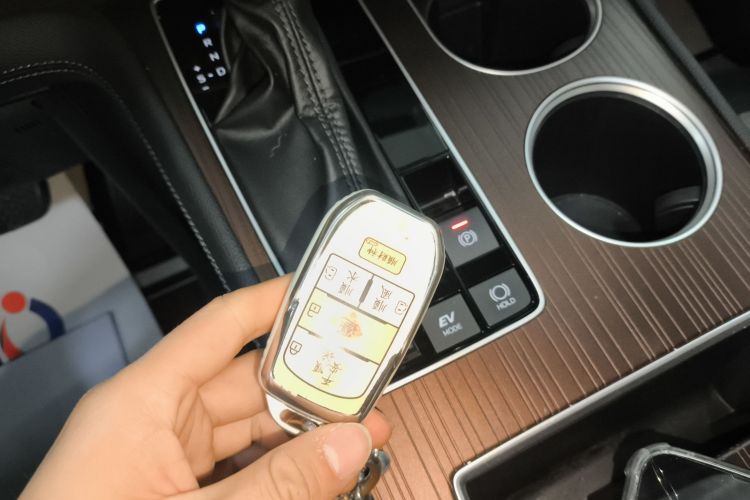 丰田 赛那SIENNA 2023款 2.5L混动 豪华版中控内饰11