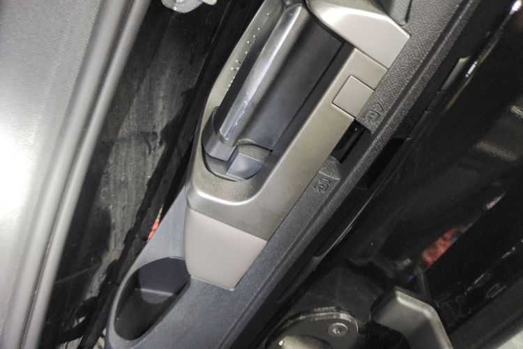 上汽大通MAXUS 大家7 2024款 超混 超长续航版 臻享版中控内饰7006