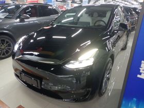 特斯拉 Model Y 2021款 标准续航后驱版