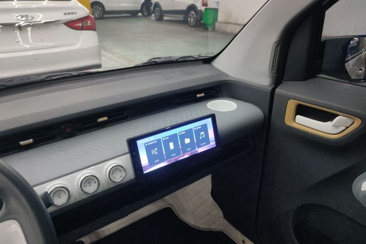 五菱汽车 宏光MINIEV 2022款 GAMEBOY 200km 玩乐款 磷酸铁锂中控内饰16