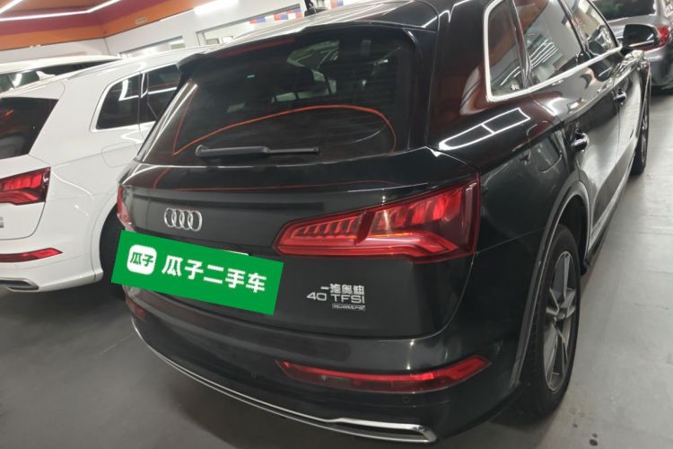 奥迪Q5L 2020款 改款 40 TFSI 荣享时尚型车身外观6004