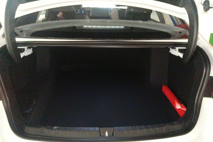 比亚迪 秦PLUS 2025款 DM-i 智驾版 128KM进取型机舱底盘23