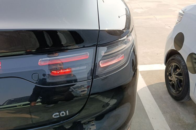 零跑汽车 零跑C01 2024款 纯电 525尊享版车身外观6006