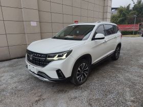 东风风行 风行T5 2018款 230T CVT智享型