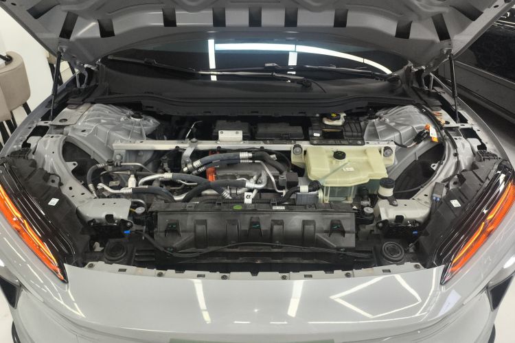 蔚来ET5T 2023款 75kWh Touring机舱底盘24