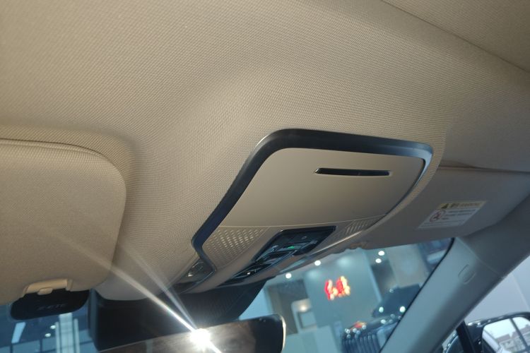 红旗HS3 PHEV 2024款 PHEV 115km 劲为版局部细节22