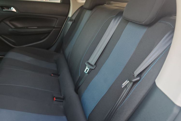 标致308 2019款 230THP 自动豪华版 国VI中控内饰21